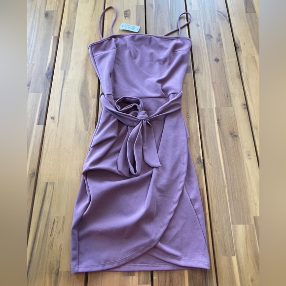 Windsor Dresses & Skirts - Nwt Windsor Dark Mauve Asymmetrical Ruched Faux Wrap Dress Size Small
